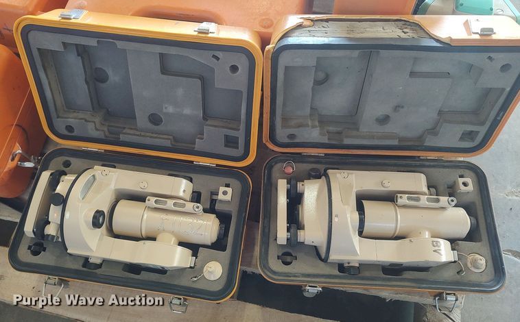 image for item LG9695 (9) theodolites