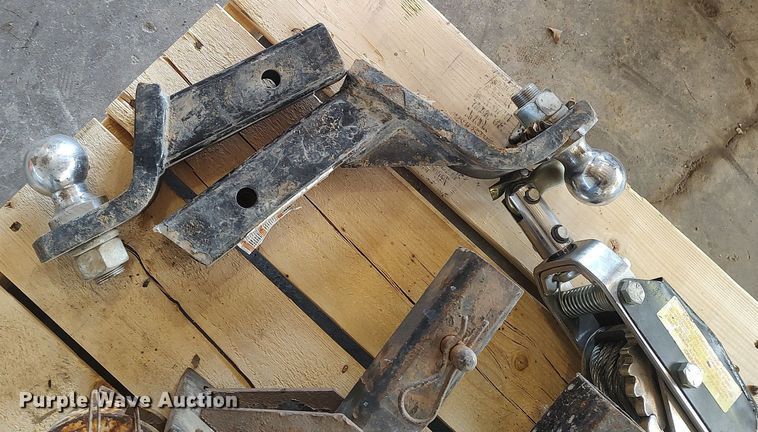 image for item LG9700 Hitches