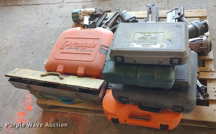 image for item LG9702 (11) nail guns