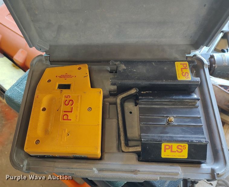 image for item LG9702 (11) nail guns