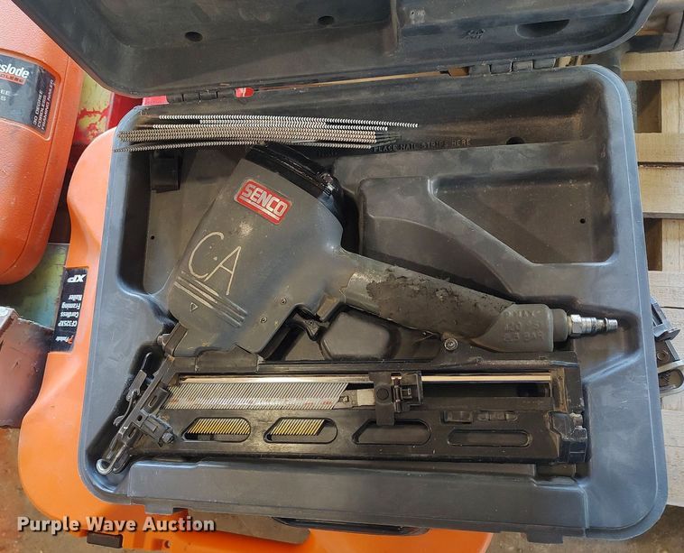 image for item LG9702 (11) nail guns