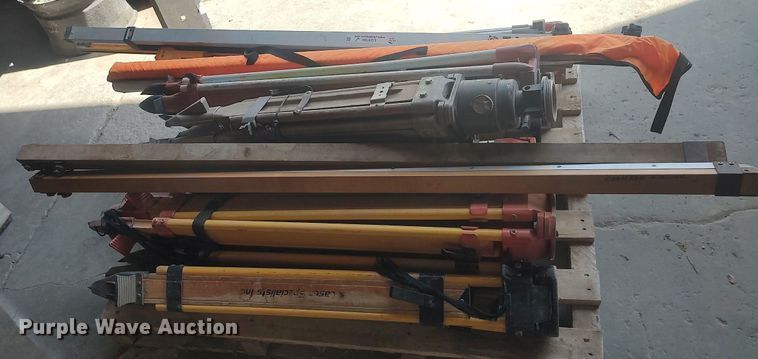 image for item LG9706 Surveying equipment