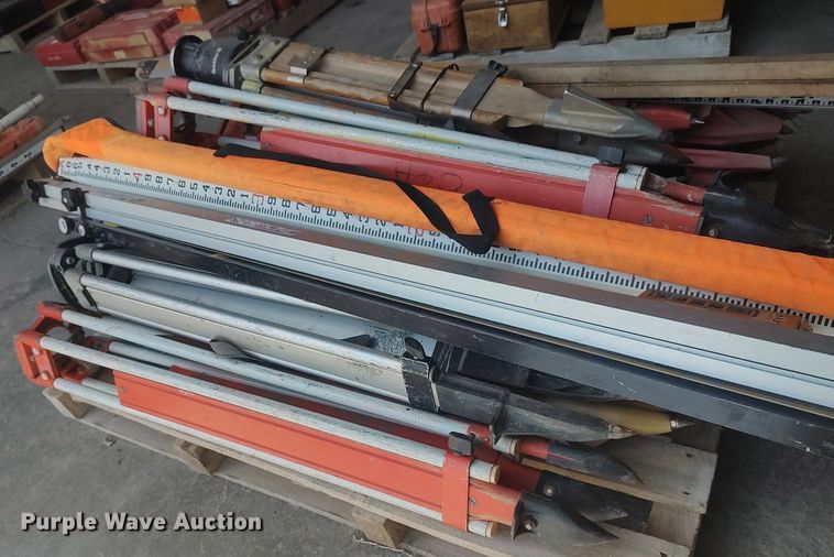 image for item LG9706 Surveying equipment