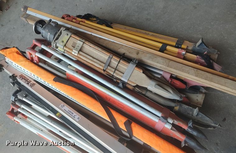 image for item LG9706 Surveying equipment