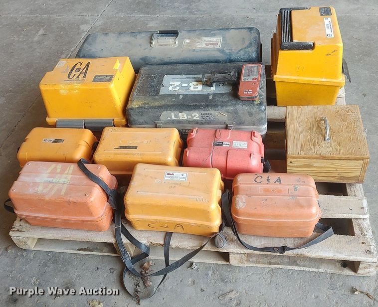 image for item LG9708 Surveying equipment