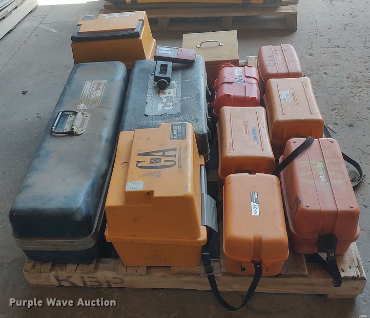 image for item LG9708 Surveying equipment