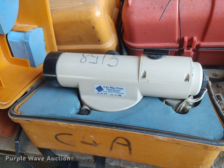 image for item LG9708 Surveying equipment