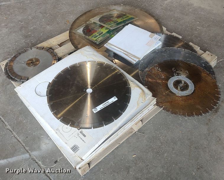 image for item LG9709 (18) concrete saw blades