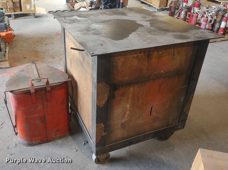 image for item LG9711 Work bench