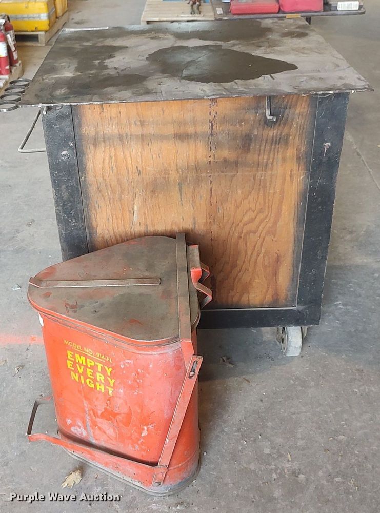 image for item LG9711 Work bench