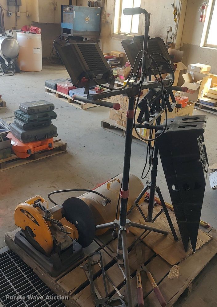 image for item LG9712 Tools