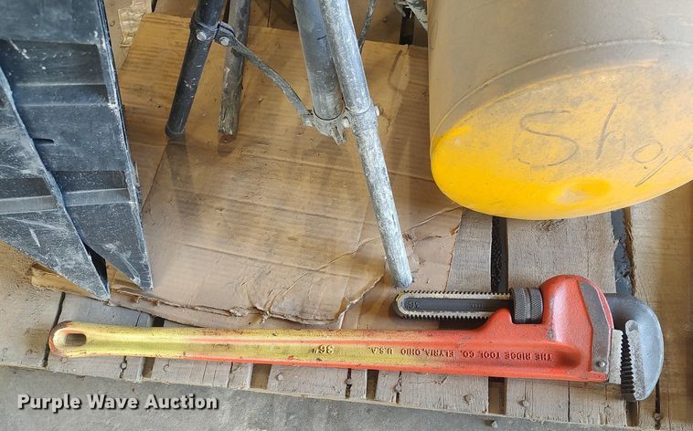 image for item LG9712 Tools