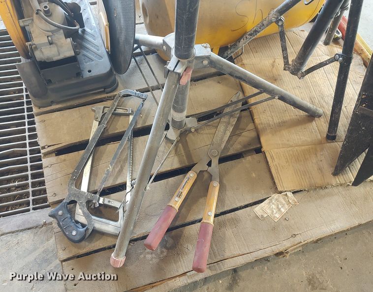 image for item LG9712 Tools