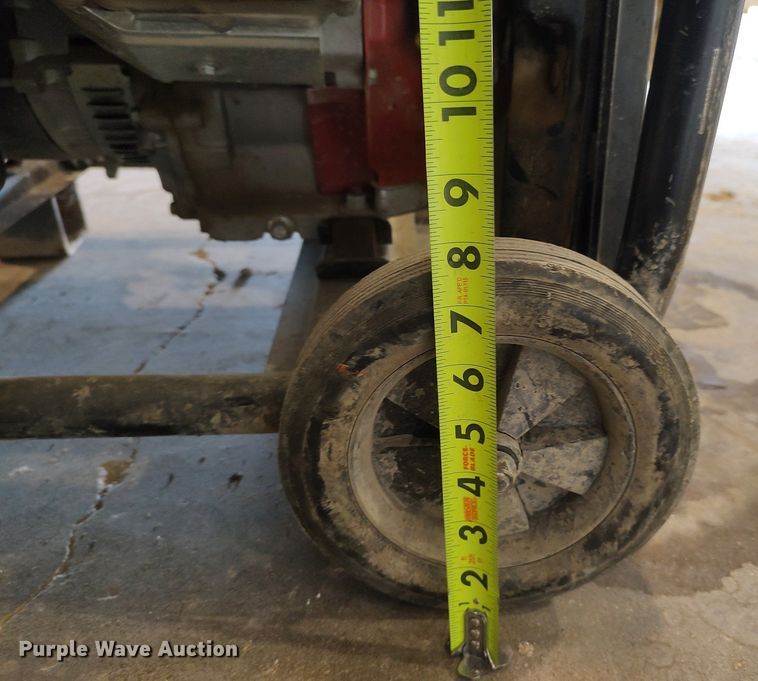 image for item LG9721 Predator 6500  generator