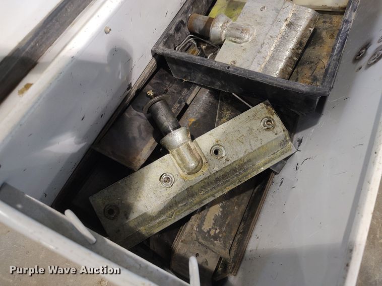 image for item LG9722 National  floor scraper