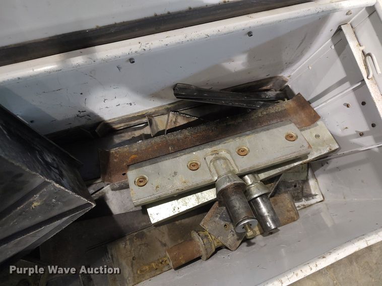 image for item LG9722 National  floor scraper