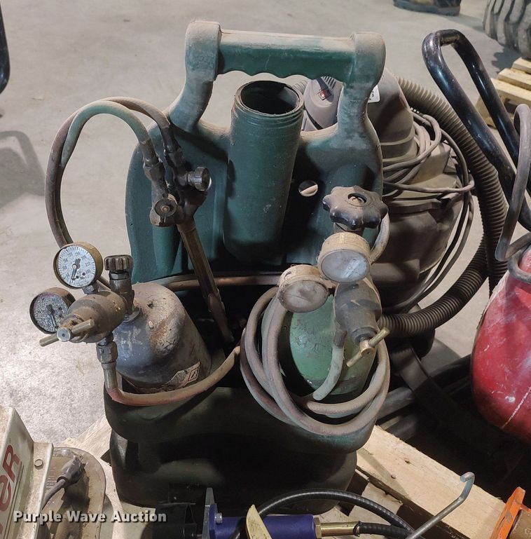 image for item LG9768 Tools