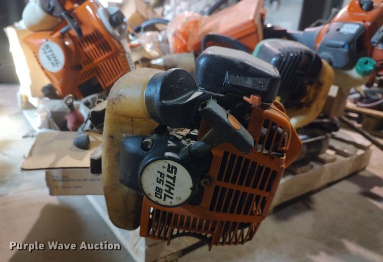 image for item LG9769 Lawn and garden equipment