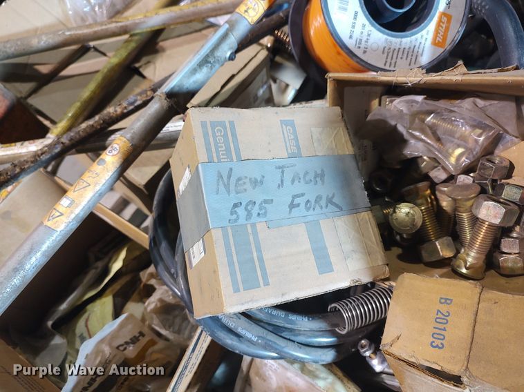 image for item LG9769 Lawn and garden equipment