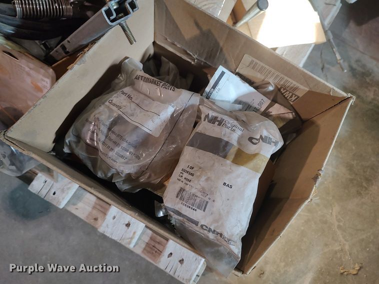 image for item LG9769 Lawn and garden equipment