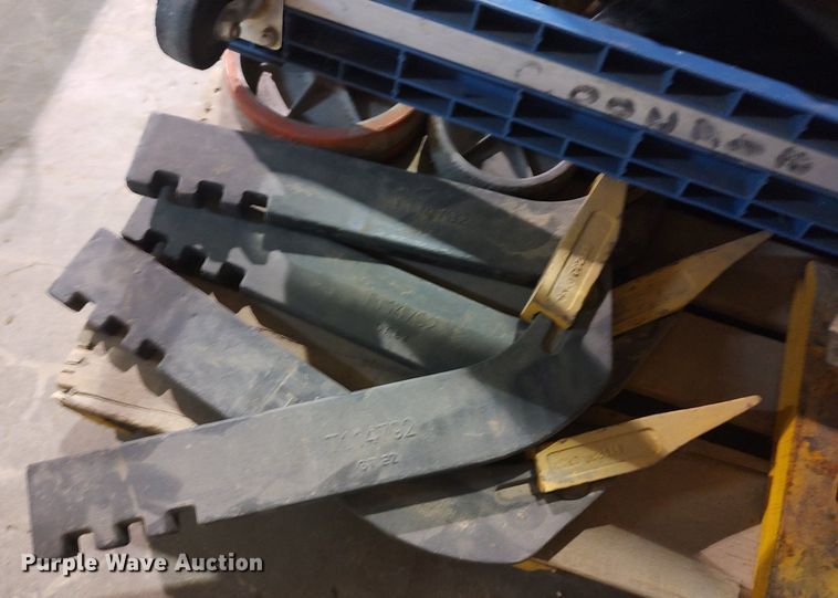 image for item LG9770 Tools