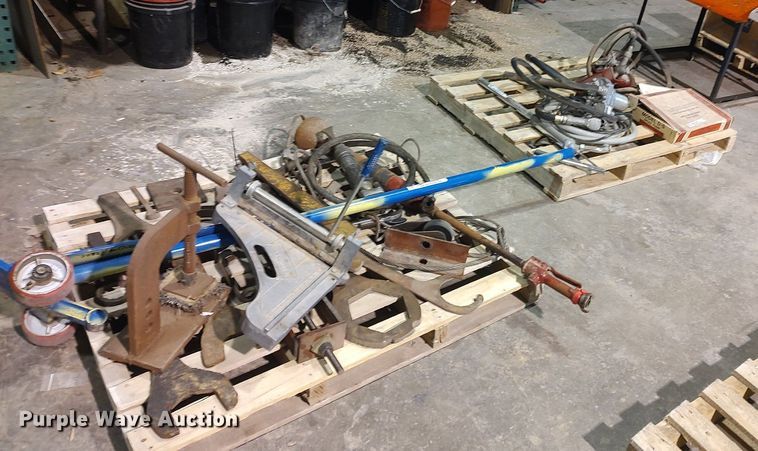 image for item LG9772 Tools