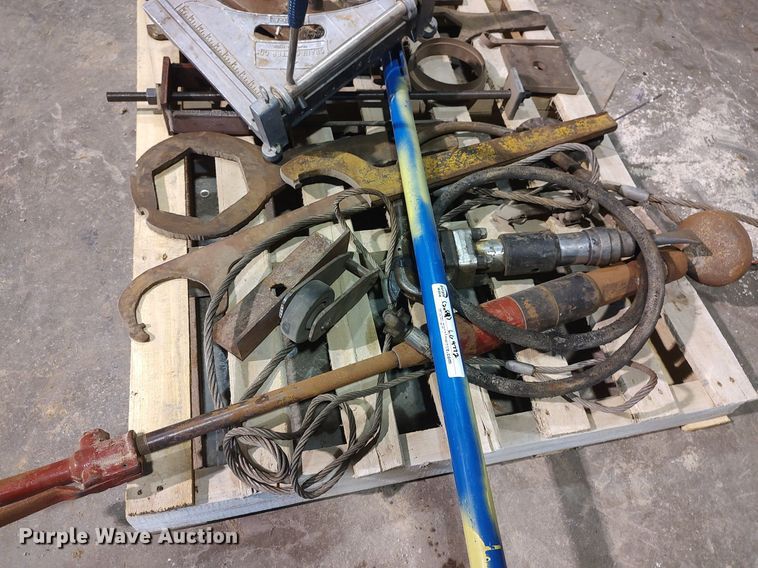 image for item LG9772 Tools