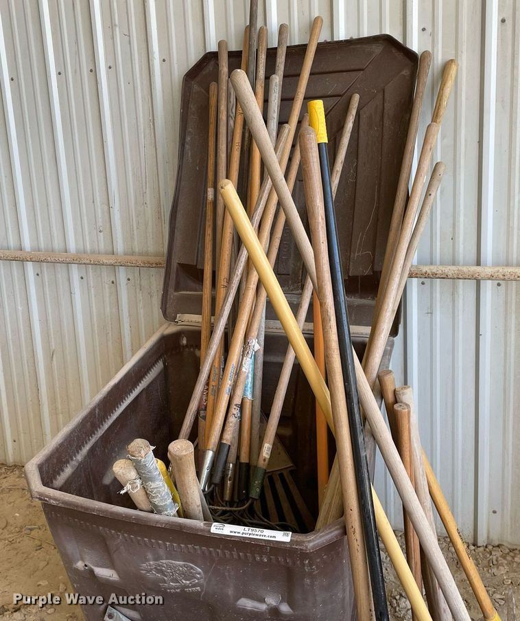 image for item LT9570 Lawn and garden tools