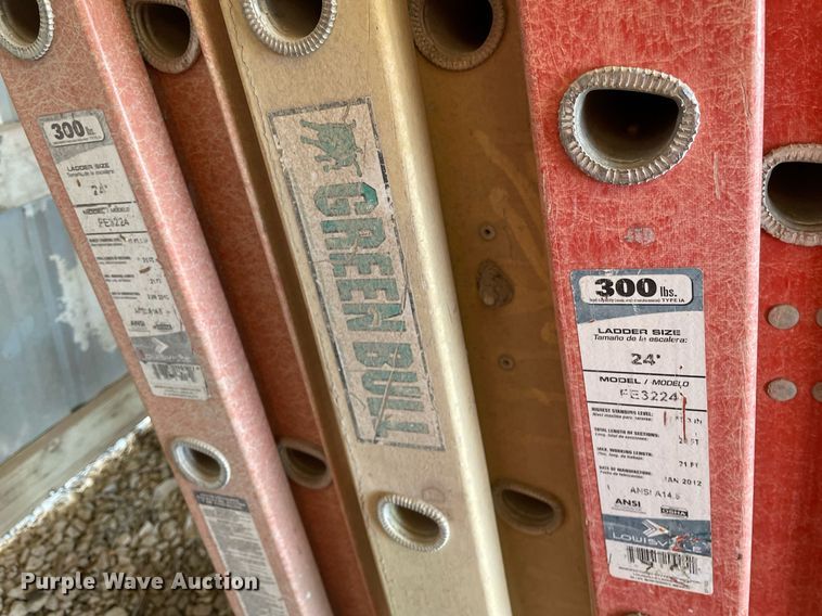 image for item LT9571 (10) extension ladders