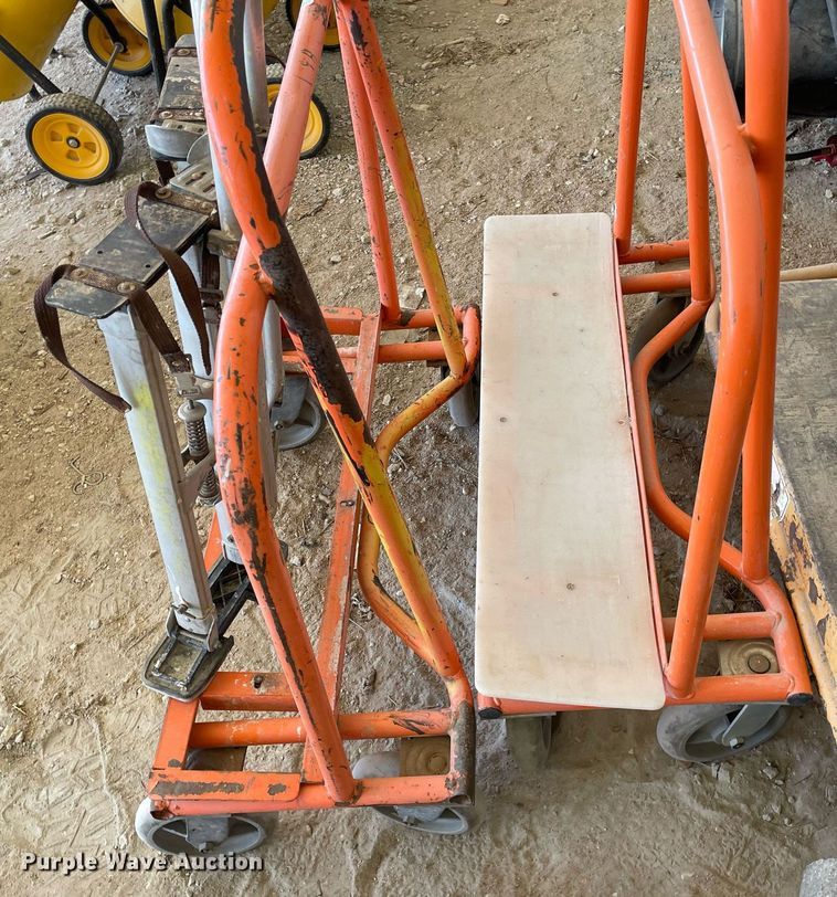 image for item LT9577 (5) carts