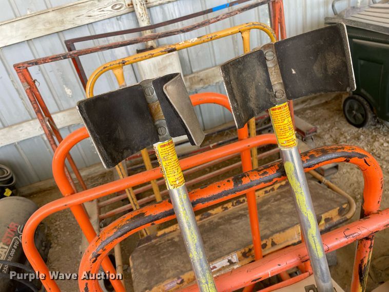 image for item LT9577 (5) carts