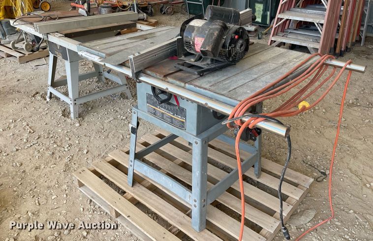 image for item LT9581 (2) Delta table saws