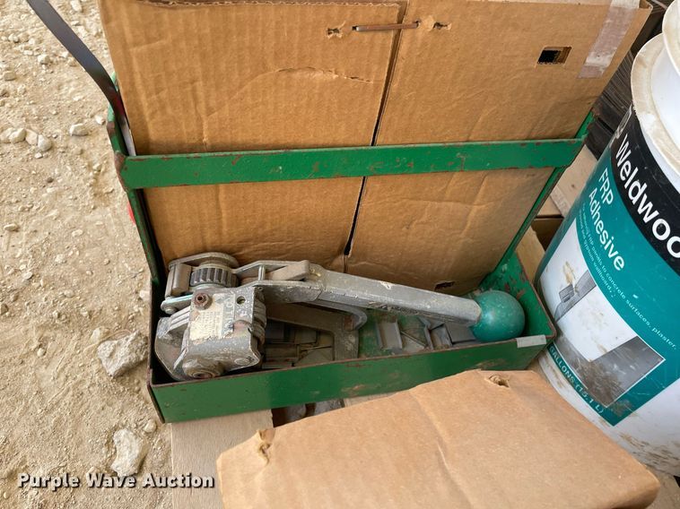 image for item LT9582 Pallet of strapping equipment