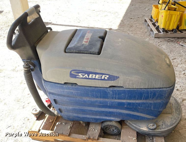 image for item LT9584 Windsor SCX20T  floor buffer