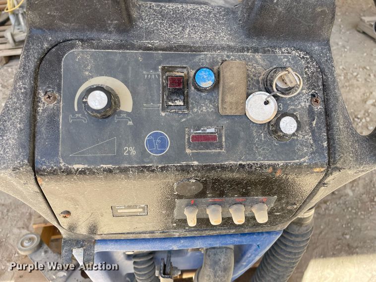 image for item LT9584 Windsor SCX20T  floor buffer