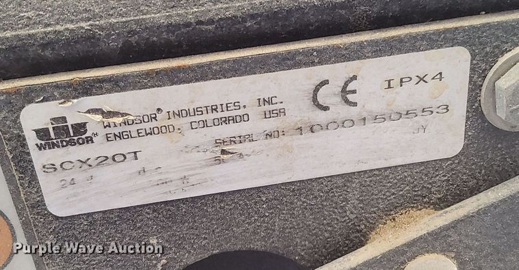 image for item LT9584 Windsor SCX20T  floor buffer