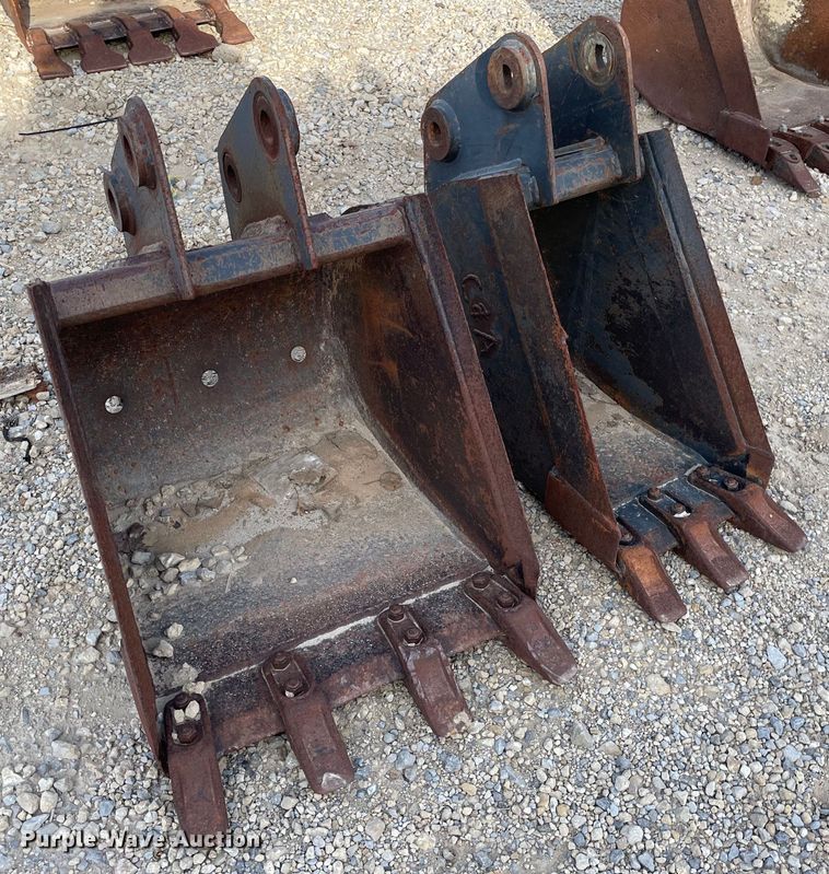 image for item MP9207 (2) mini excavator buckets