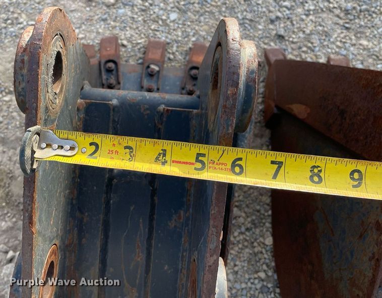 image for item MP9207 (2) mini excavator buckets