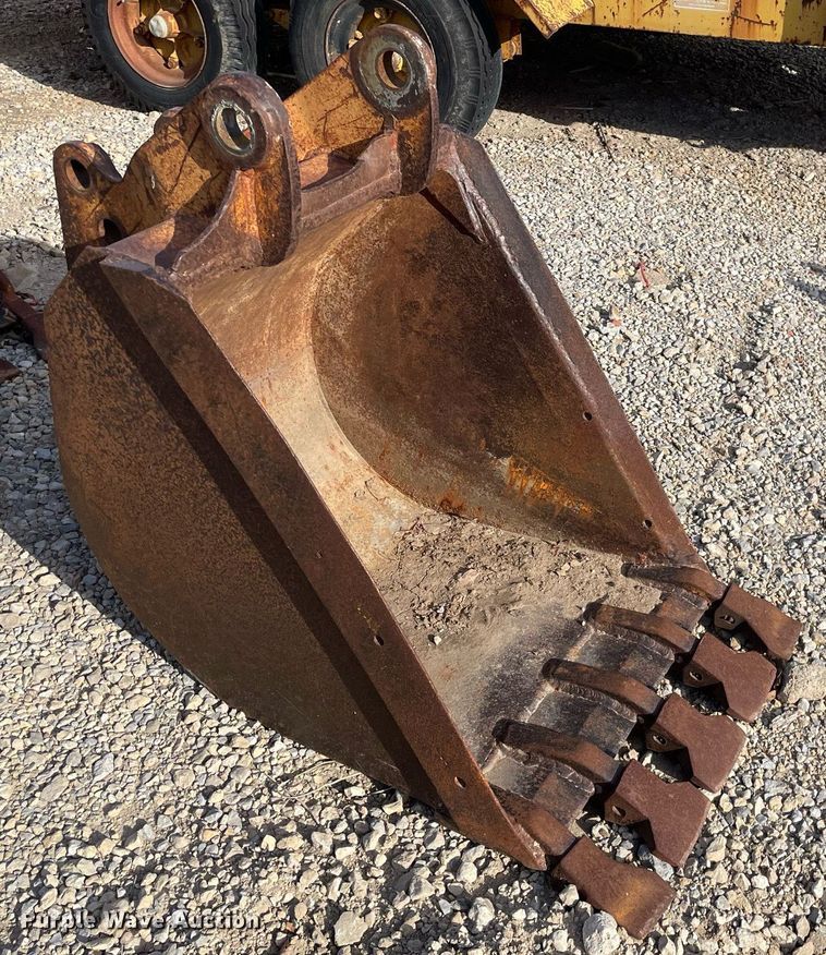 image for item MP9209 24"W backhoe bucket