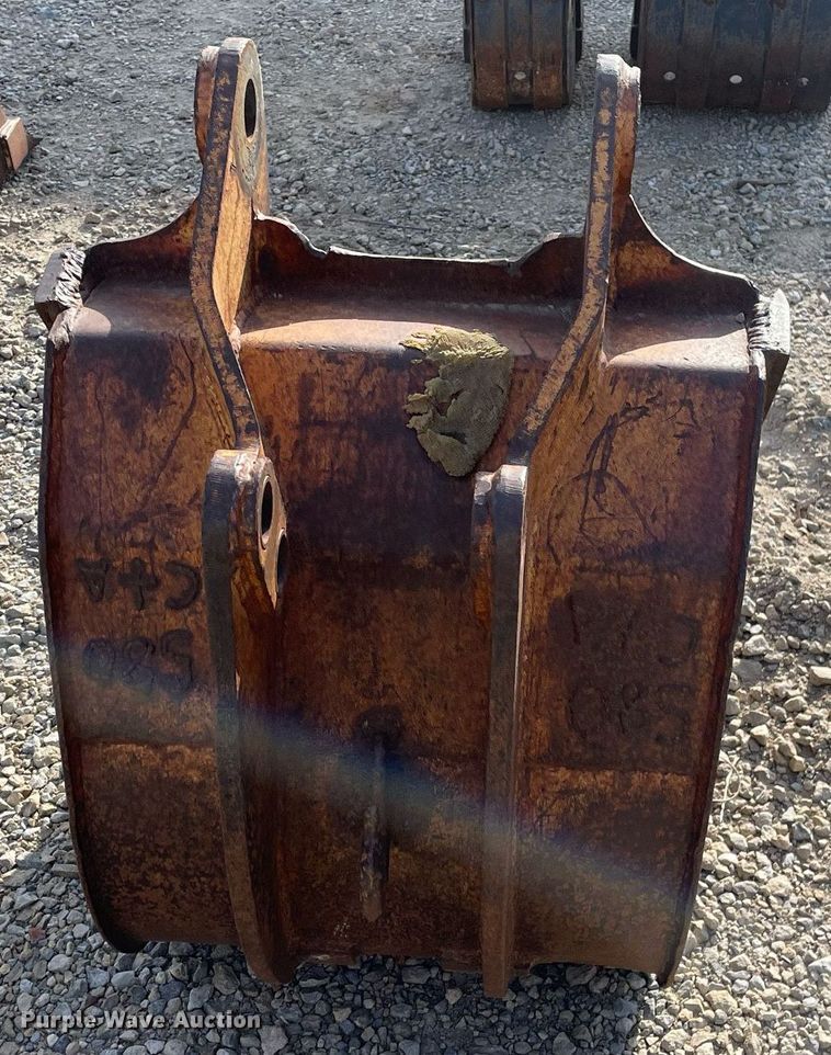 image for item MP9209 24"W backhoe bucket