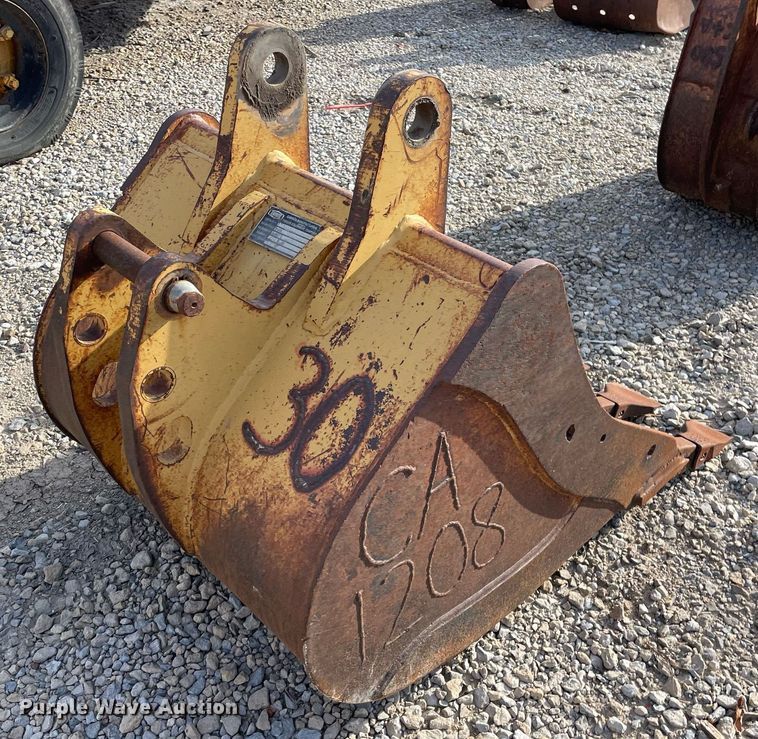 image for item MP9210 Gannon  30"W backhoe bucket