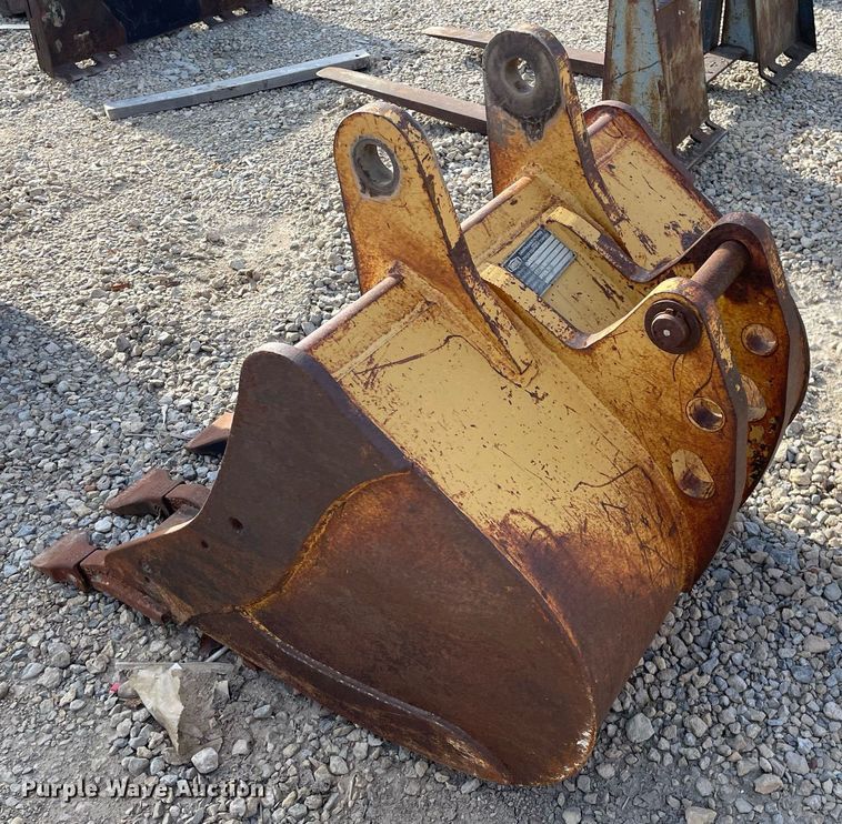 image for item MP9210 Gannon  30"W backhoe bucket