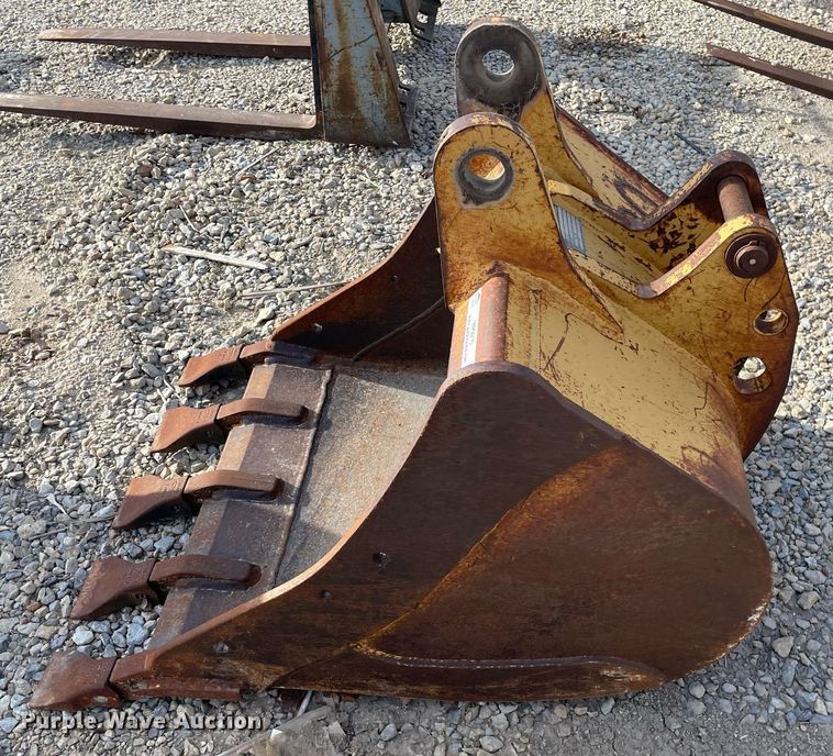 image for item MP9210 Gannon  30"W backhoe bucket