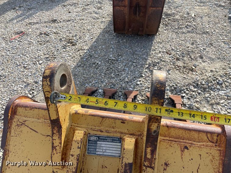 image for item MP9210 Gannon  30"W backhoe bucket