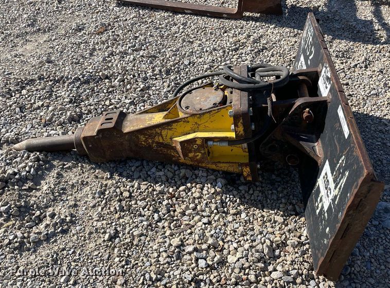 image for item MP9212 Atlas Copco  skid steer breaker