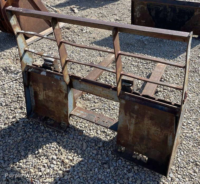 image for item MP9213 42"L skid steer forks