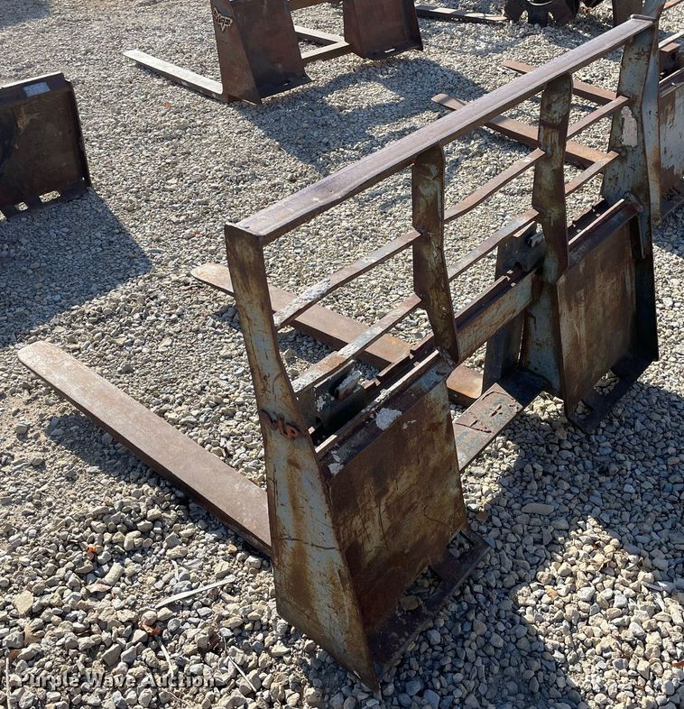 image for item MP9213 42"L skid steer forks