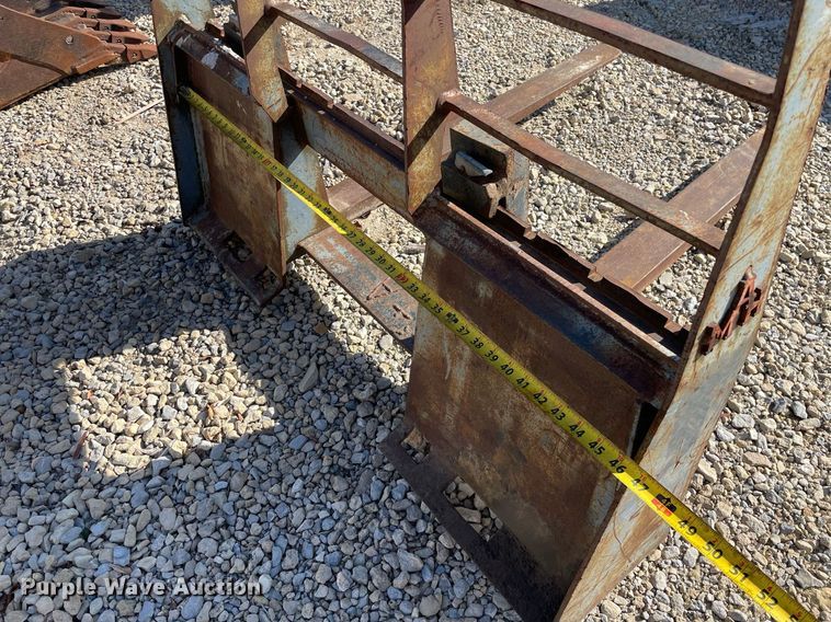 image for item MP9213 42"L skid steer forks