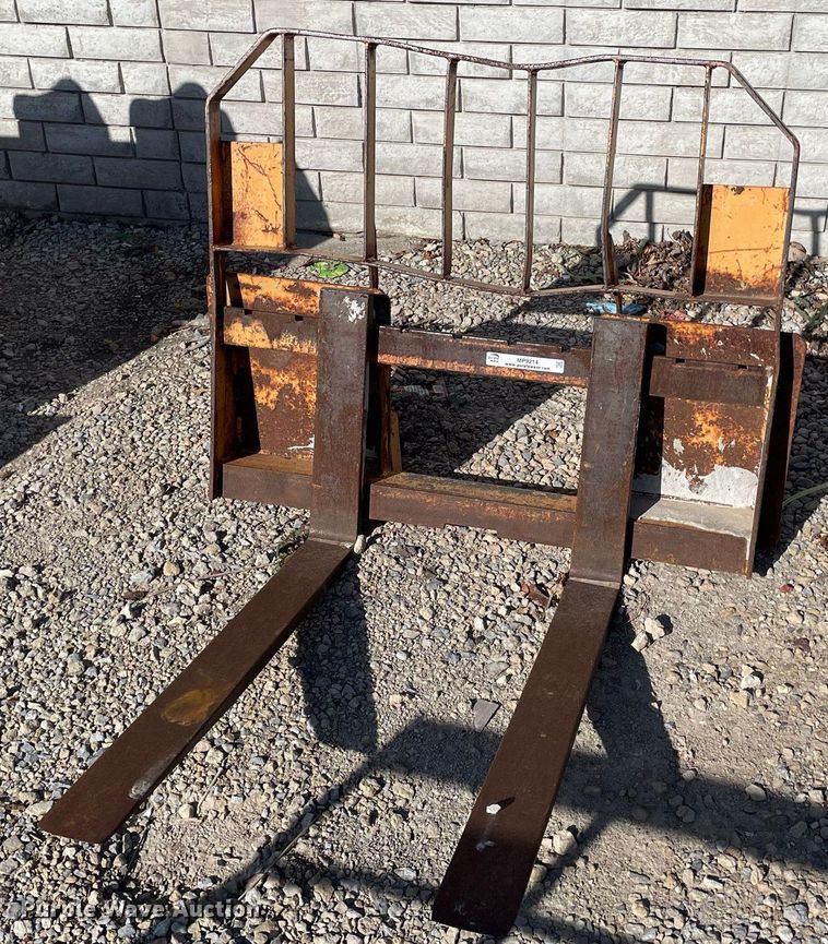 image for item MP9214 40"L skid steer forks
