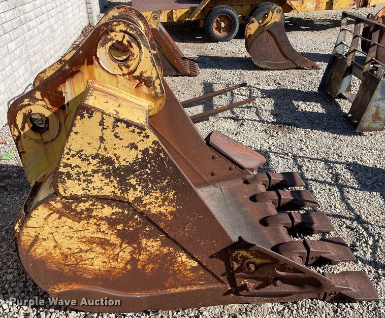 image for item MP9215 John Deere  excavator bucket